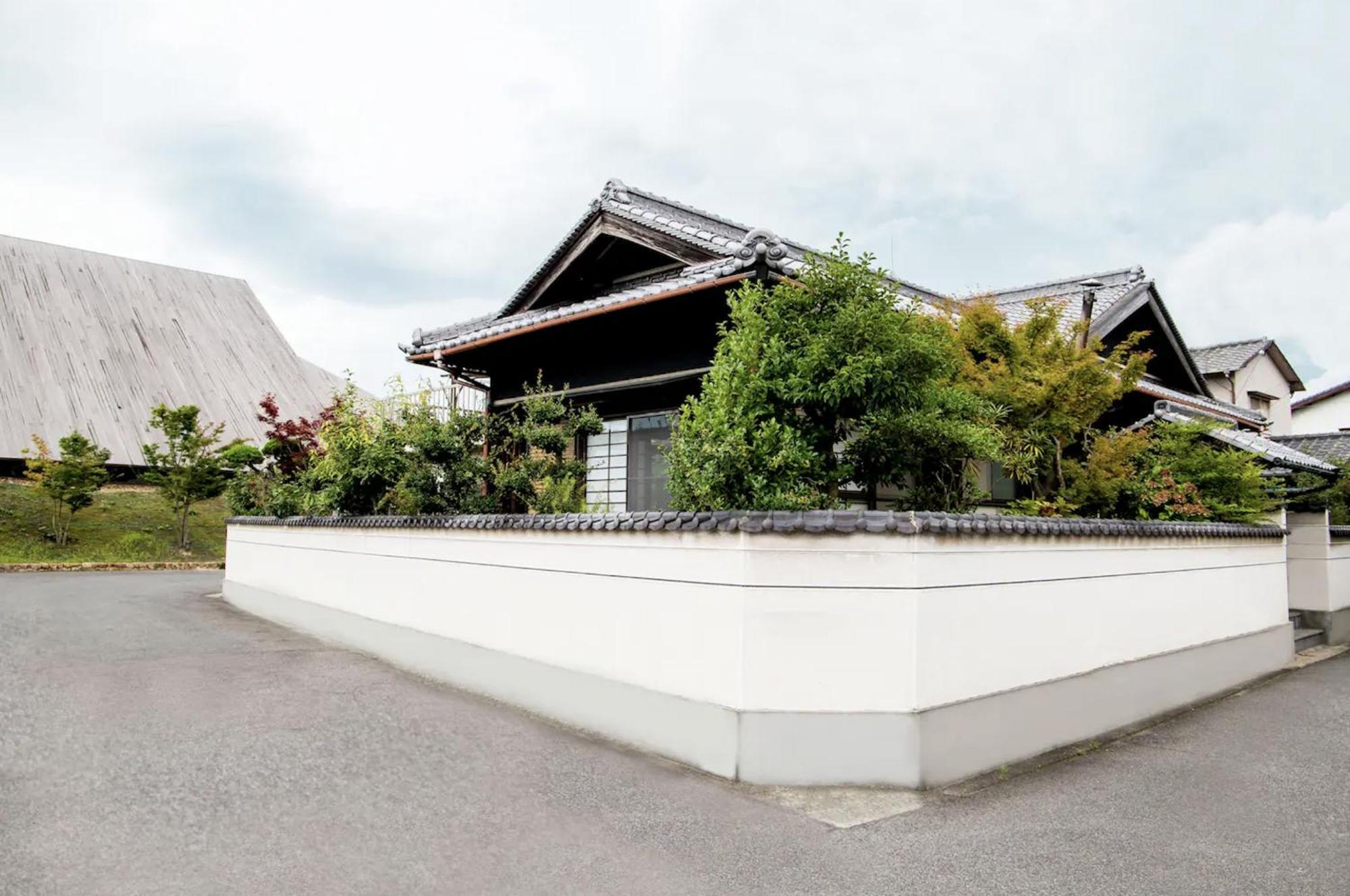 Apartament 一棟貸しの宿しんた Naoshima Zewnętrze zdjęcie